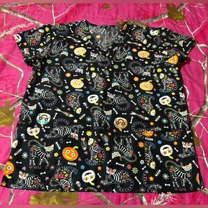 Women’s Black Day of the Dead Cat Print Scrub Top